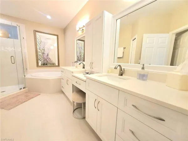 $515,000 | 945 Eastham Way, Unit H203, Naples, FL 34104