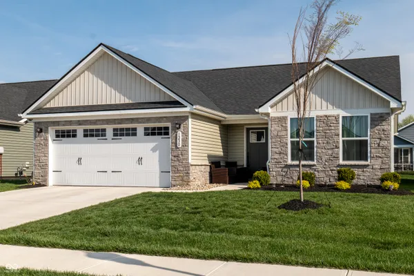 $299,000 | 1230 Maumee Court, Greenfield, IN 46140