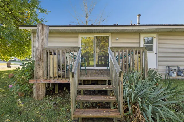 $299,900 | 41 Chary Lane Northwest, Sparta, MI 49345