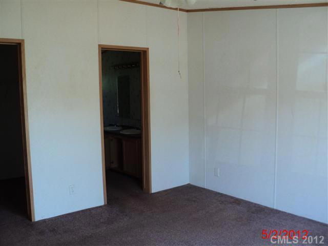 1010 Alexis High Shoals Road Dallas, NC 28034 - Photo 5 of 8 Gallery Image 5