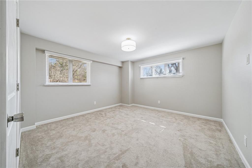 1352 Powers Run Road Pittsburgh, PA 15238 - Photo 31 of 41 Gallery Image 31