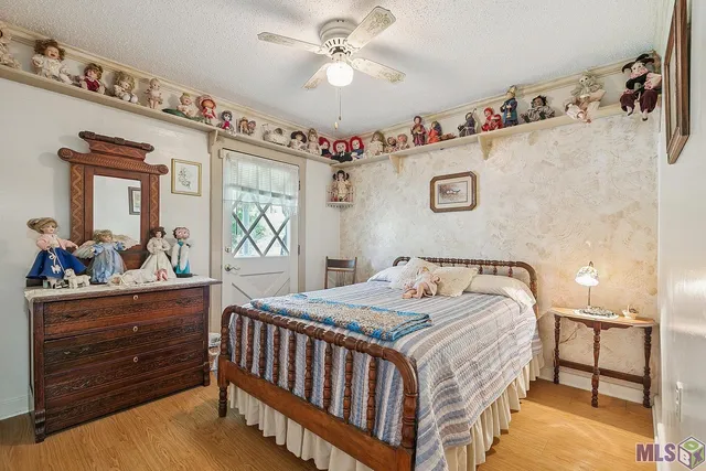 $385,000 | 32350 Burgess Road, Denham Springs, LA 70706