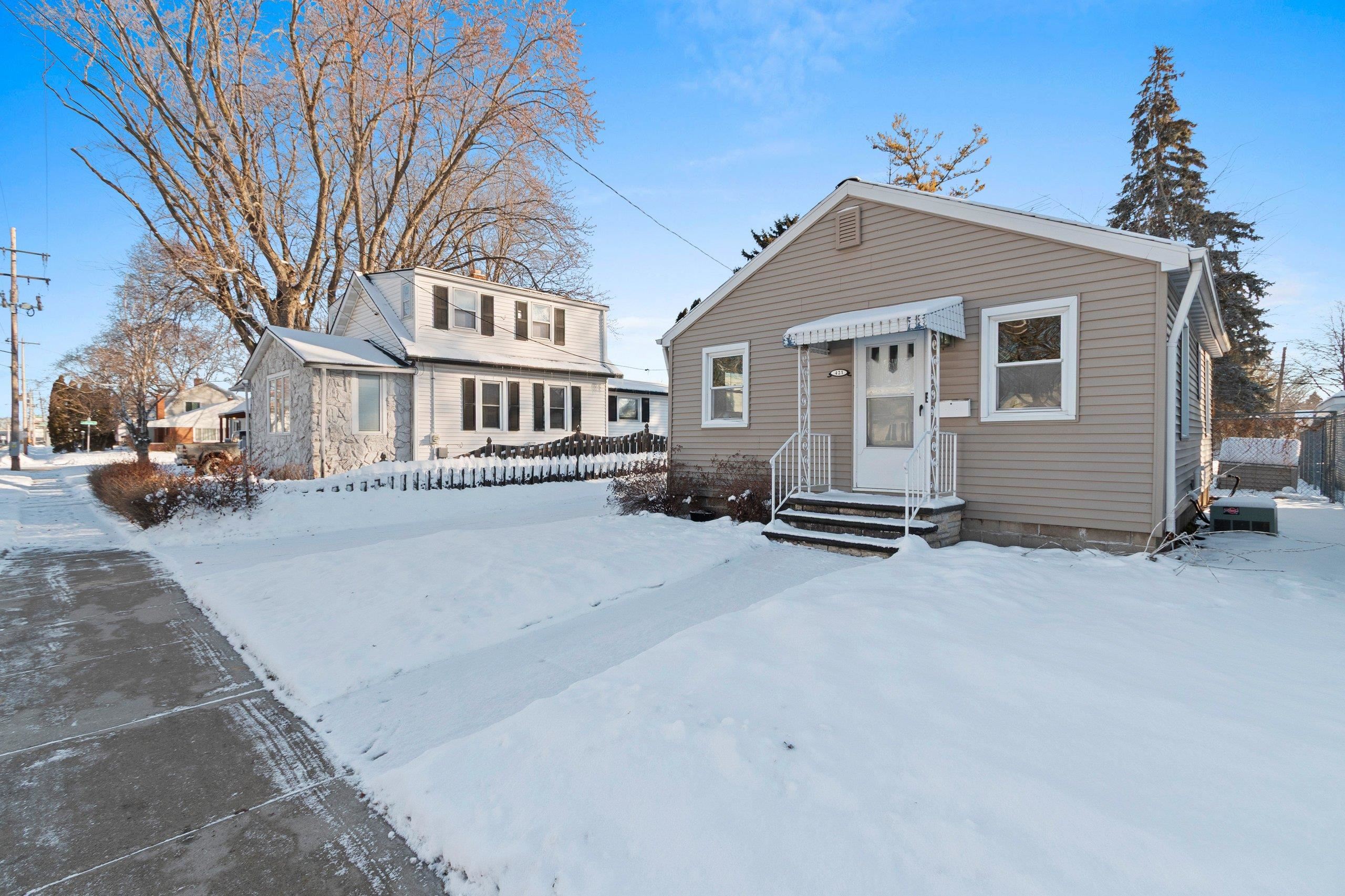 421 Abrams Street Green Bay, WI 54302 - Photo 21 of 28