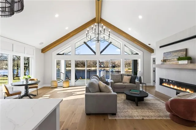 $1,695,000 | 8310 Northwest Forest Drive, Weatherby Lake, MO 64152