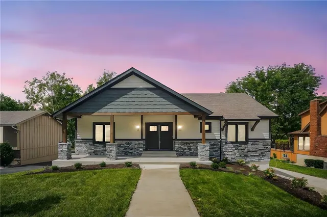 $1,695,000 | 8310 Northwest Forest Drive, Weatherby Lake, MO 64152