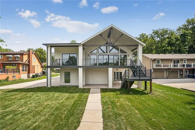 $1,695,000 | 8310 Northwest Forest Drive, Weatherby Lake, MO 64152