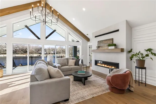 $1,695,000 | 8310 Northwest Forest Drive, Weatherby Lake, MO 64152