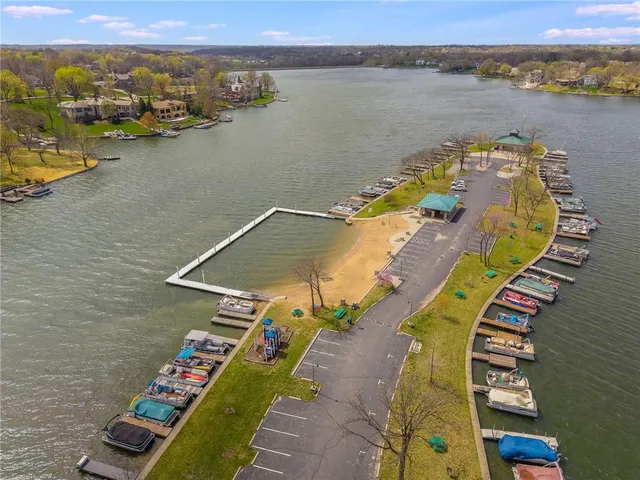 $1,695,000 | 8310 Northwest Forest Drive, Weatherby Lake, MO 64152