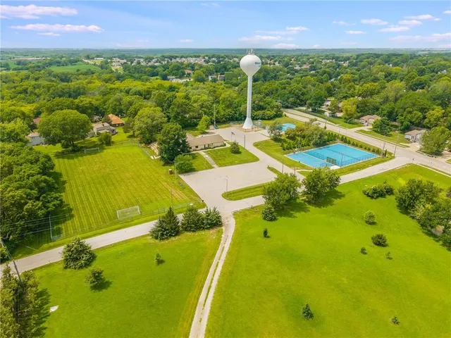 $1,695,000 | 8310 Northwest Forest Drive, Weatherby Lake, MO 64152