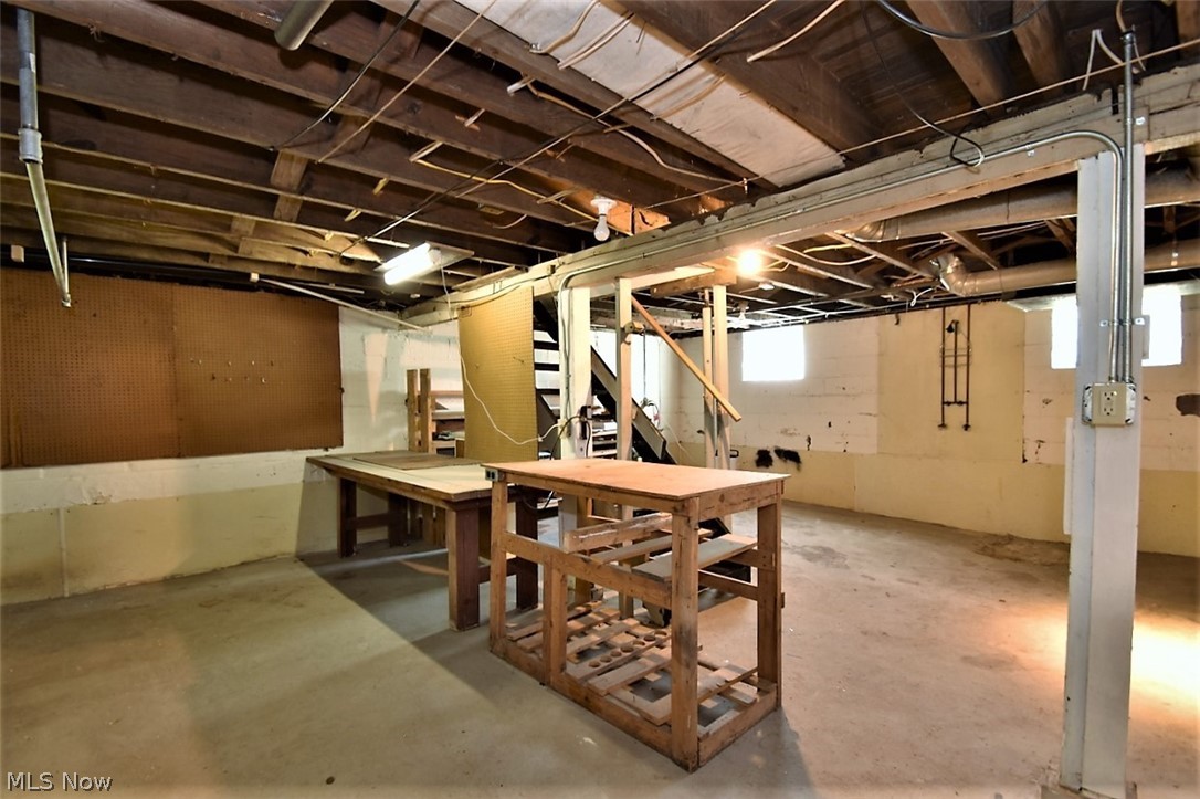 1942 Faye Road Akron, OH 44306 - Photo 29 of 35 Gallery Image 29