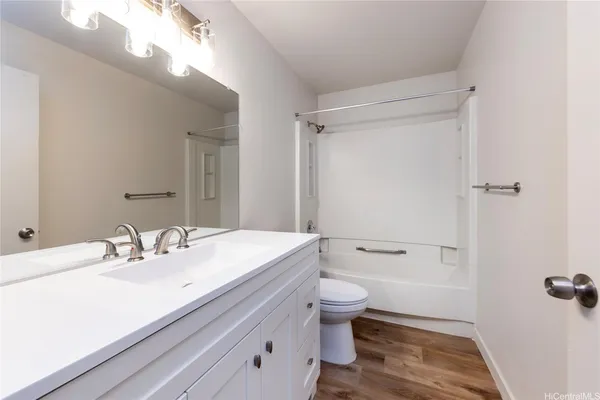 $2,200 | 46-261 Kahuhipa Street, Unit A301, Kaneohe, HI 96744