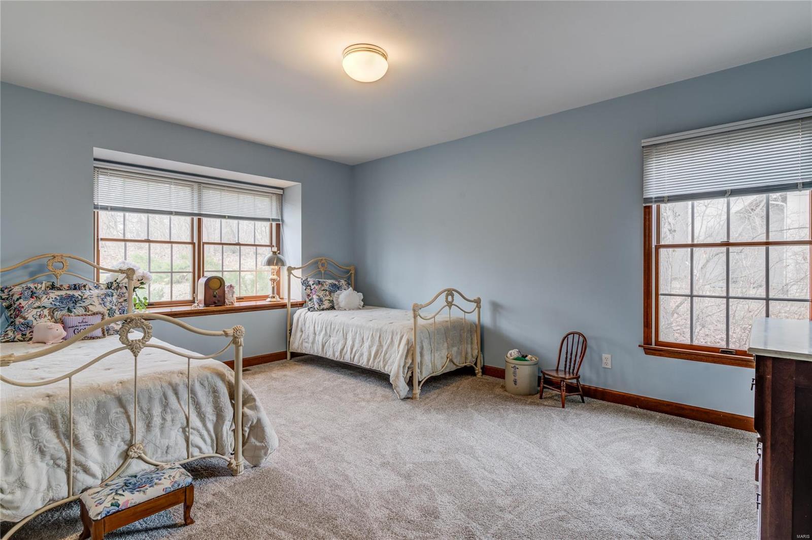 9779 Fall Ridge Trail St. Louis, MO 63127 - Photo 35 of 54 Gallery Image 35