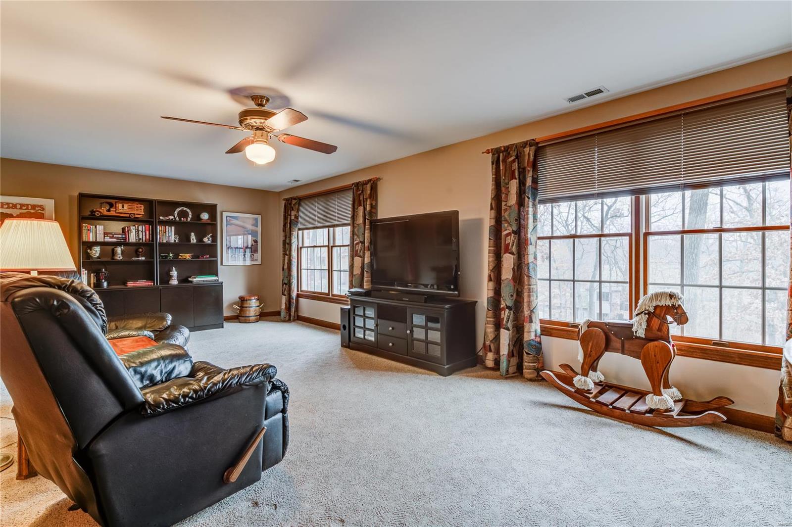 9779 Fall Ridge Trail St. Louis, MO 63127 - Photo 39 of 54 Gallery Image 39