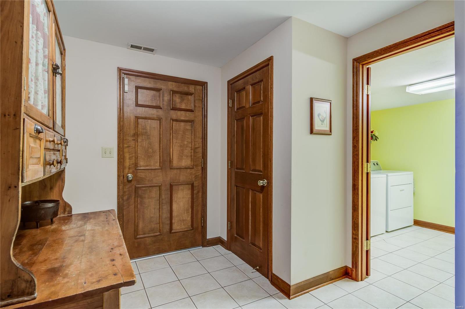 9779 Fall Ridge Trail St. Louis, MO 63127 - Photo 44 of 54 Gallery Image 44