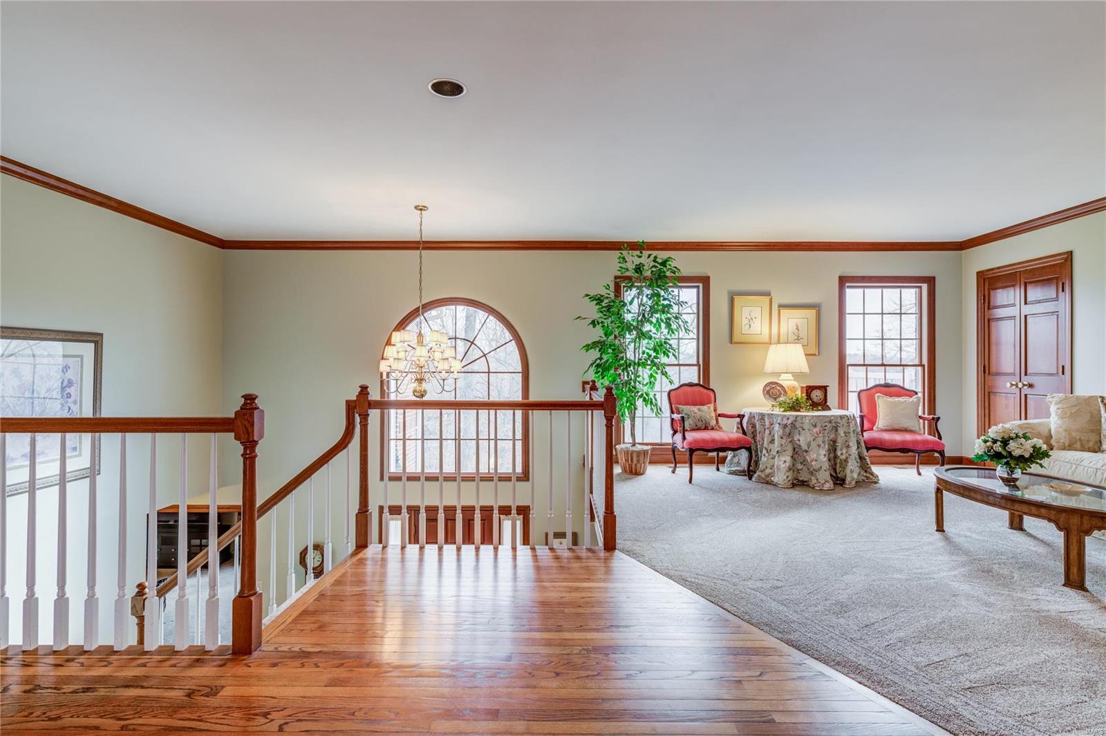 9779 Fall Ridge Trail St. Louis, MO 63127 - Photo 6 of 54 Gallery Image 6