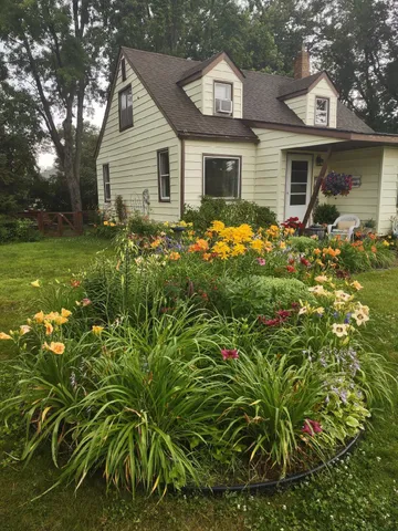 $279,999 | 38624 Grand Avenue, North Branch, MN 55056