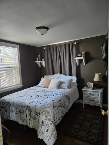 $279,999 | 38624 Grand Avenue, North Branch, MN 55056