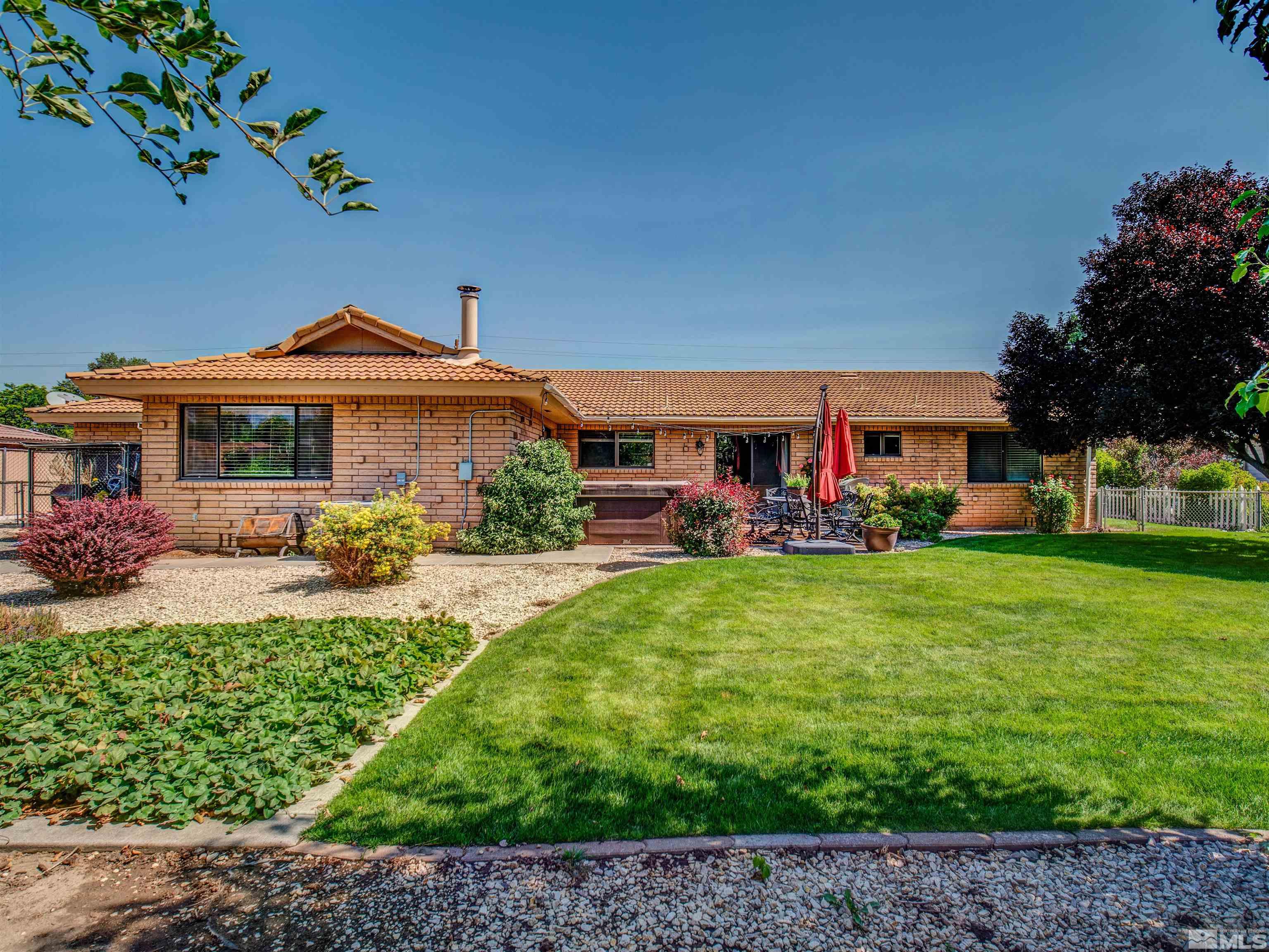 1672 County Road Minden, NV 89423 - Photo 10 of 19 Photo 10