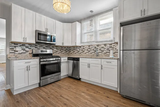 $259,500 | 9132 South Blackstone Avenue, Chicago, IL 60619