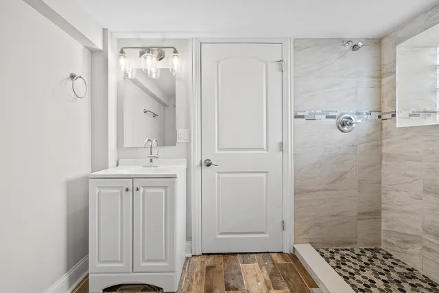 $259,500 | 9132 South Blackstone Avenue, Chicago, IL 60619