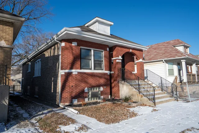 $259,500 | 9132 South Blackstone Avenue, Chicago, IL 60619