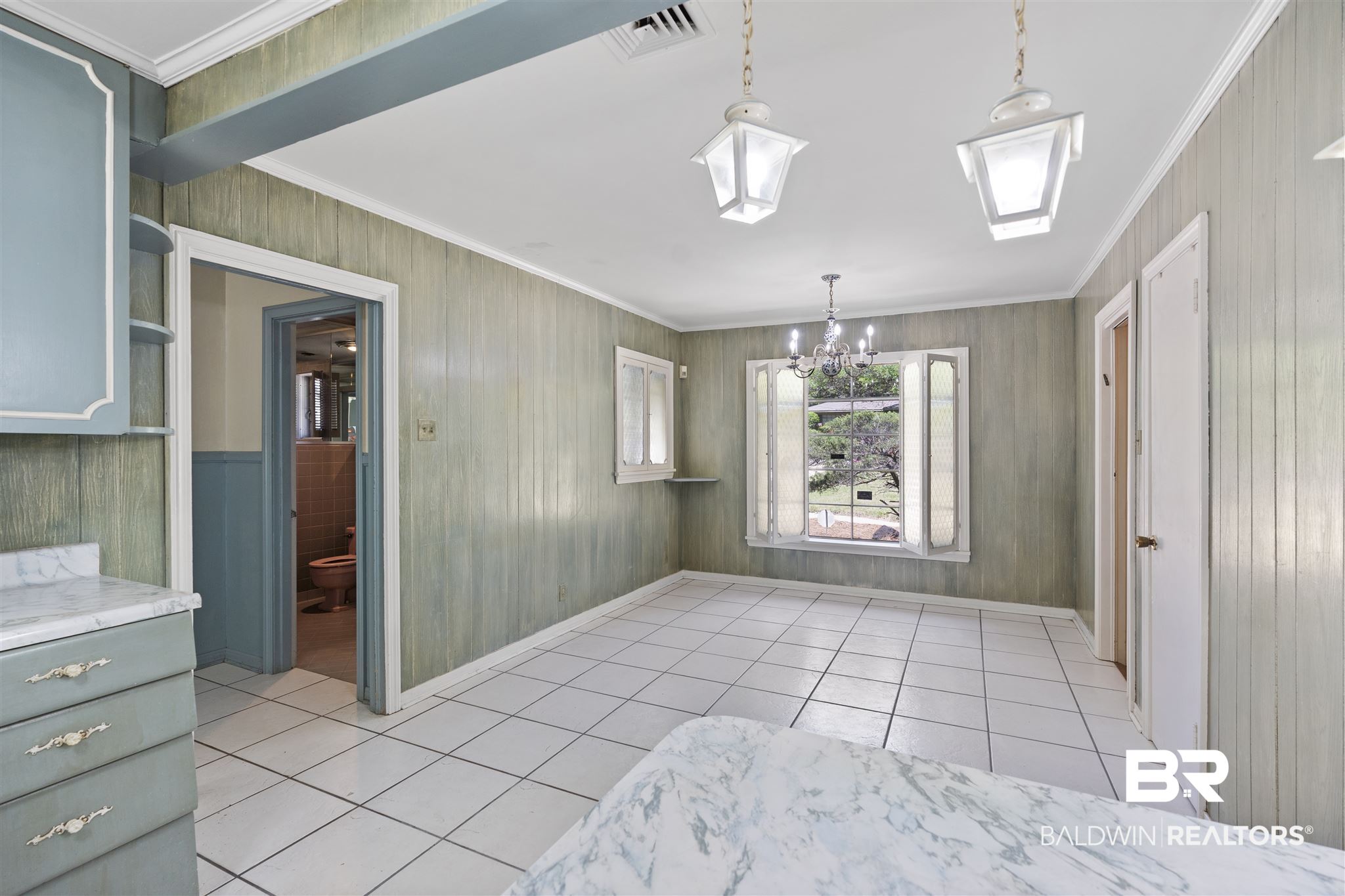 3855 Mountain Drive Mobile, AL 36693 - Photo 24 of 35 Casual Dining Space