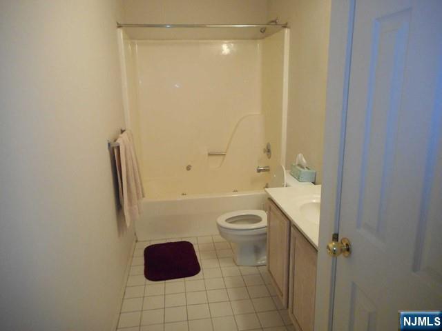 290 Anderson Street, Unit 6I Hackensack, NJ 07601 - Photo 10 of 12