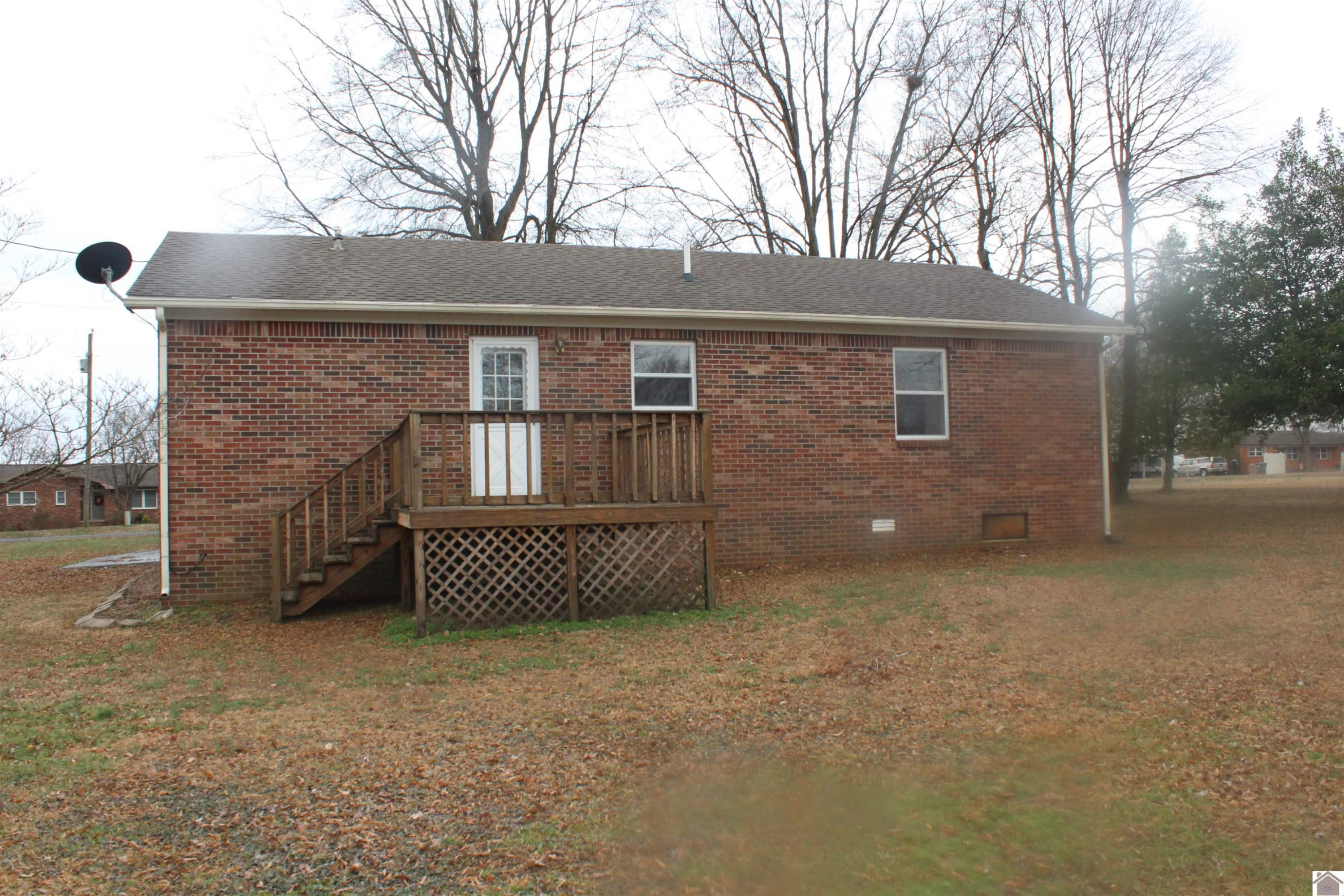 102 Perry Street Mayfield, KY 42066 - Photo 3 of 11 Photo 3
