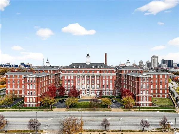 $184,900 | 1515 Lafayette Avenue, Unit 211, St. Louis, MO 63104