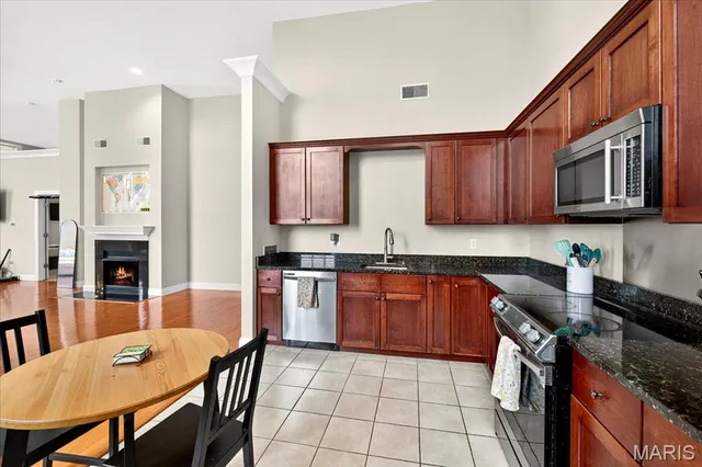 $189,900 | 1515 Lafayette Avenue, Unit 211, St. Louis, MO 63104