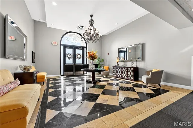 $189,900 | 1515 Lafayette Avenue, Unit 211, St. Louis, MO 63104