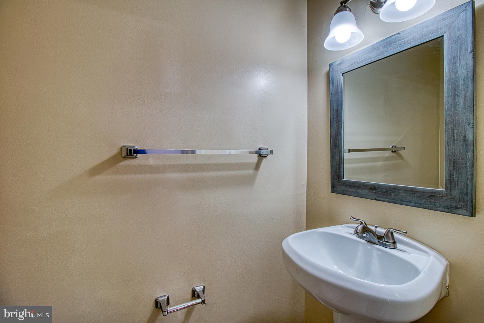 9346 Taney Road Manassas, VA 20110 - Photo 15 of 40 Gallery Image 15