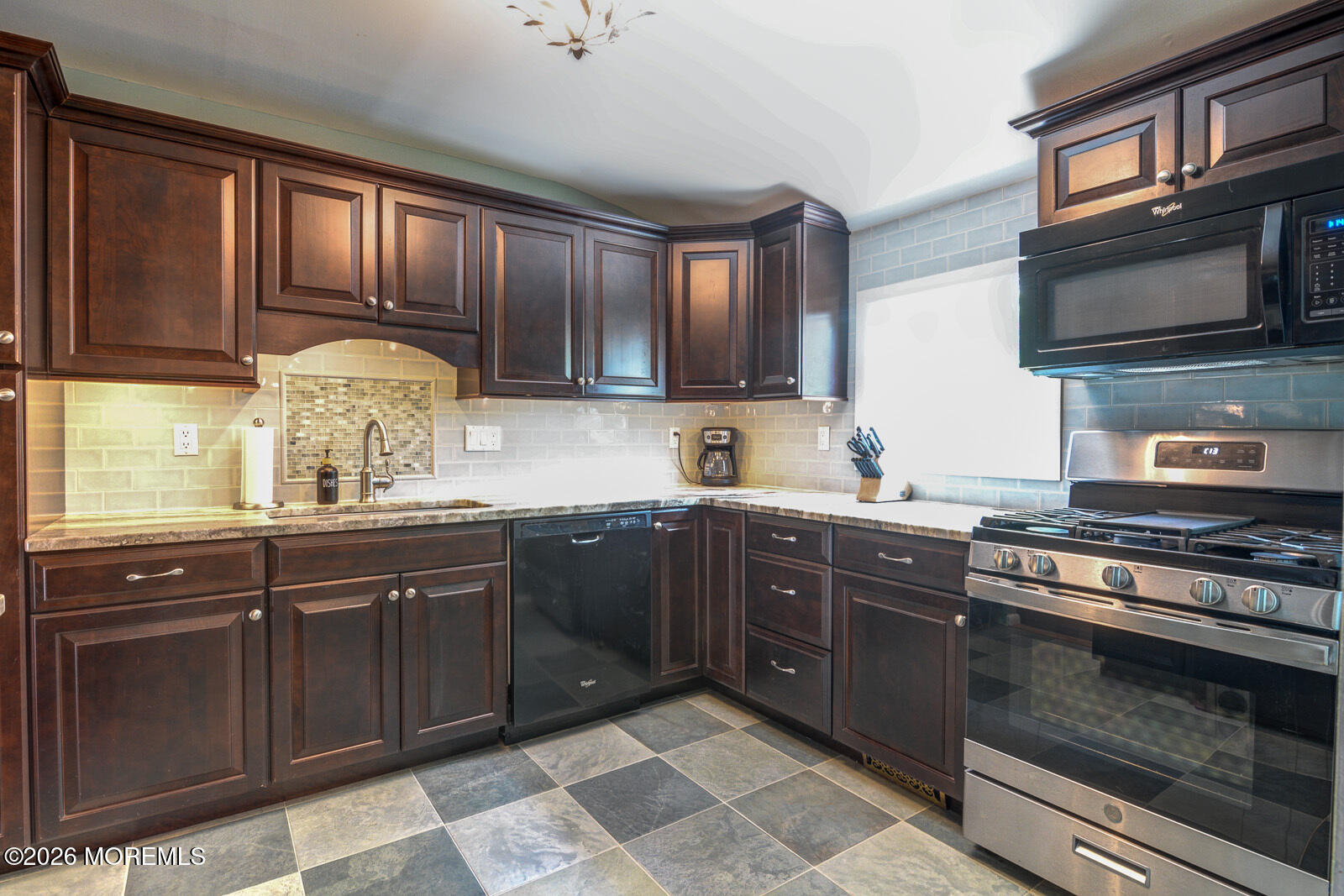 14 Rutgers Terrace Neptune Township, NJ 07753 - Photo 13 of 19 IMG_1799