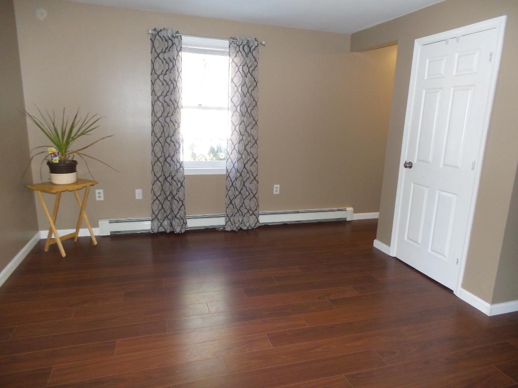 230 S Road Belmont, NH 03220 - Photo 11 of 21
