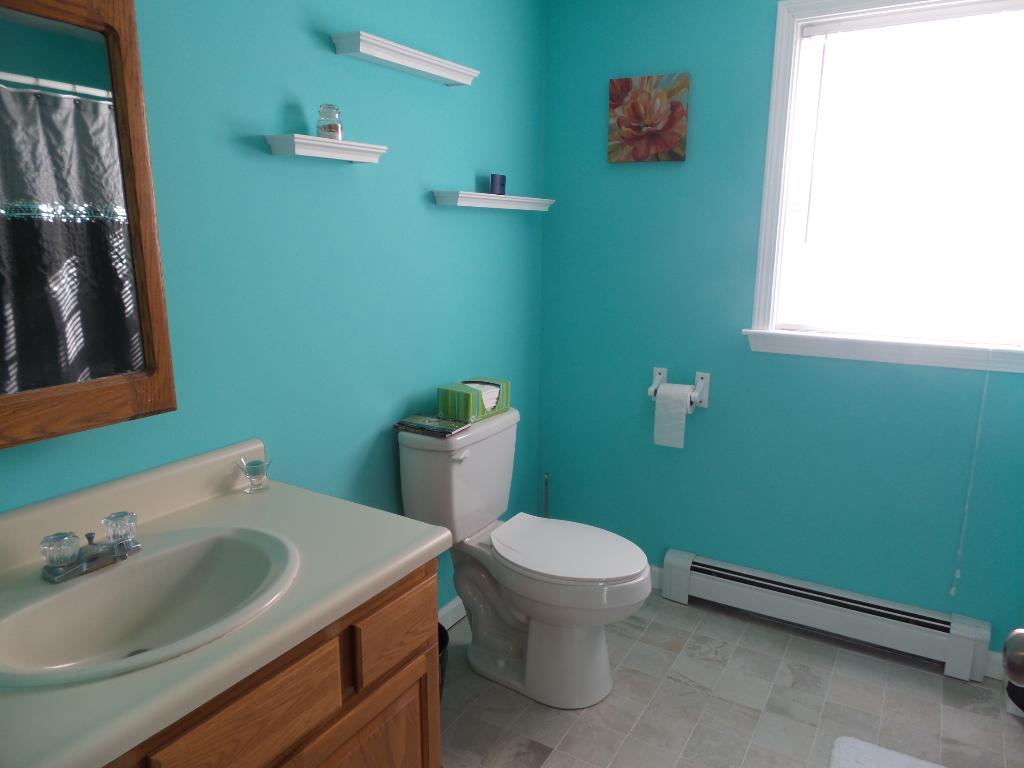 230 S Road Belmont, NH 03220 - Photo 20 of 21