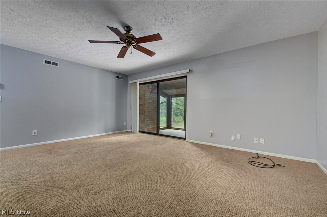 22954 Mastick Road, Unit 203 Cleveland, OH 44126 - Photo 6 of 35