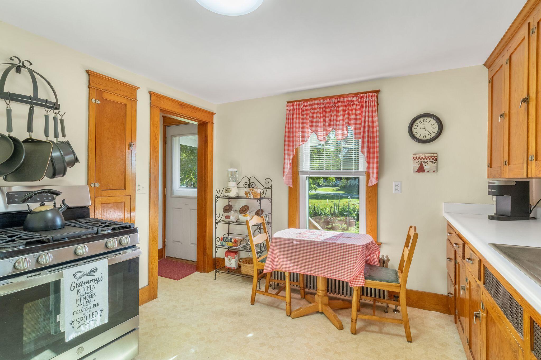 162 Bolt Hill Road Eliot, ME 03903 - Photo 8 of 39 162_Bolt_Hill_Rd_031