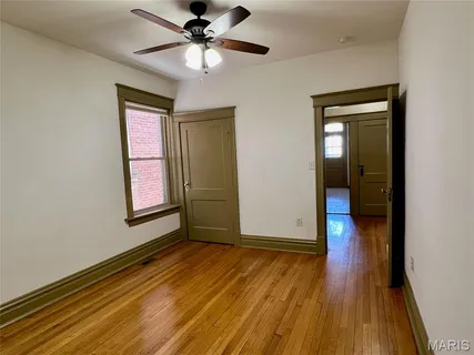 $1,865 | 4143 Shaw Boulevard, St. Louis, MO 63110