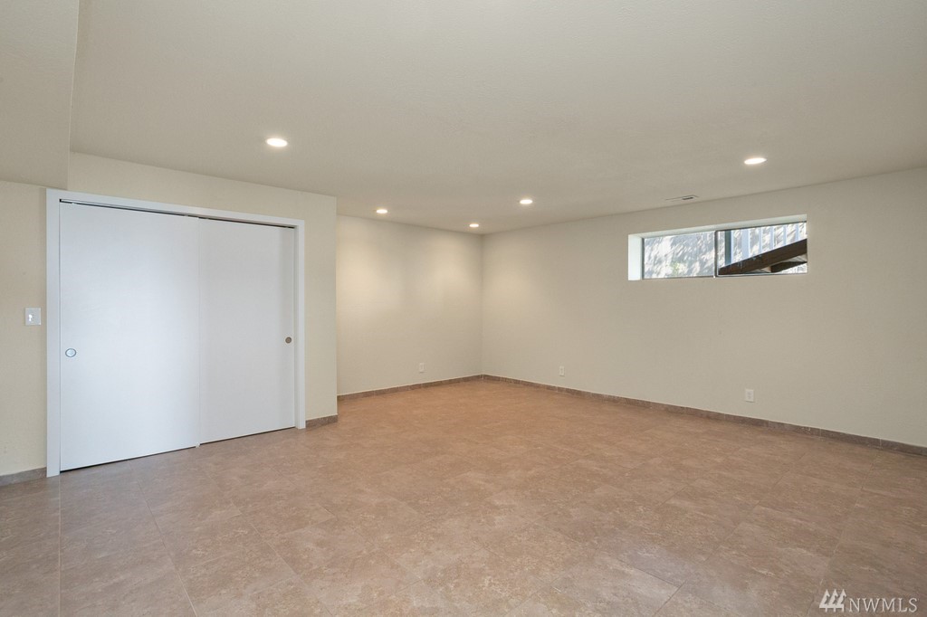 6921 South Langston Road Seattle, WA 98178 - Photo 28 of 35 Gallery Image 28