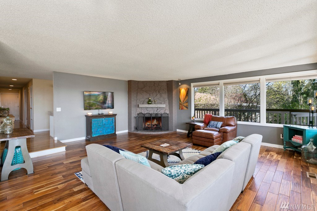 6921 South Langston Road Seattle, WA 98178 - Photo 5 of 35 Gallery Image 5