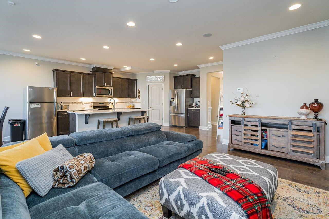 205 Kentigern Drive Raleigh, NC 27606 - Photo 7 of 34 Photo 7