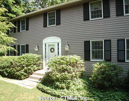 42 Highwood Road Farmington, CT 06032 - Photo 1 of 1 Exterior Front.