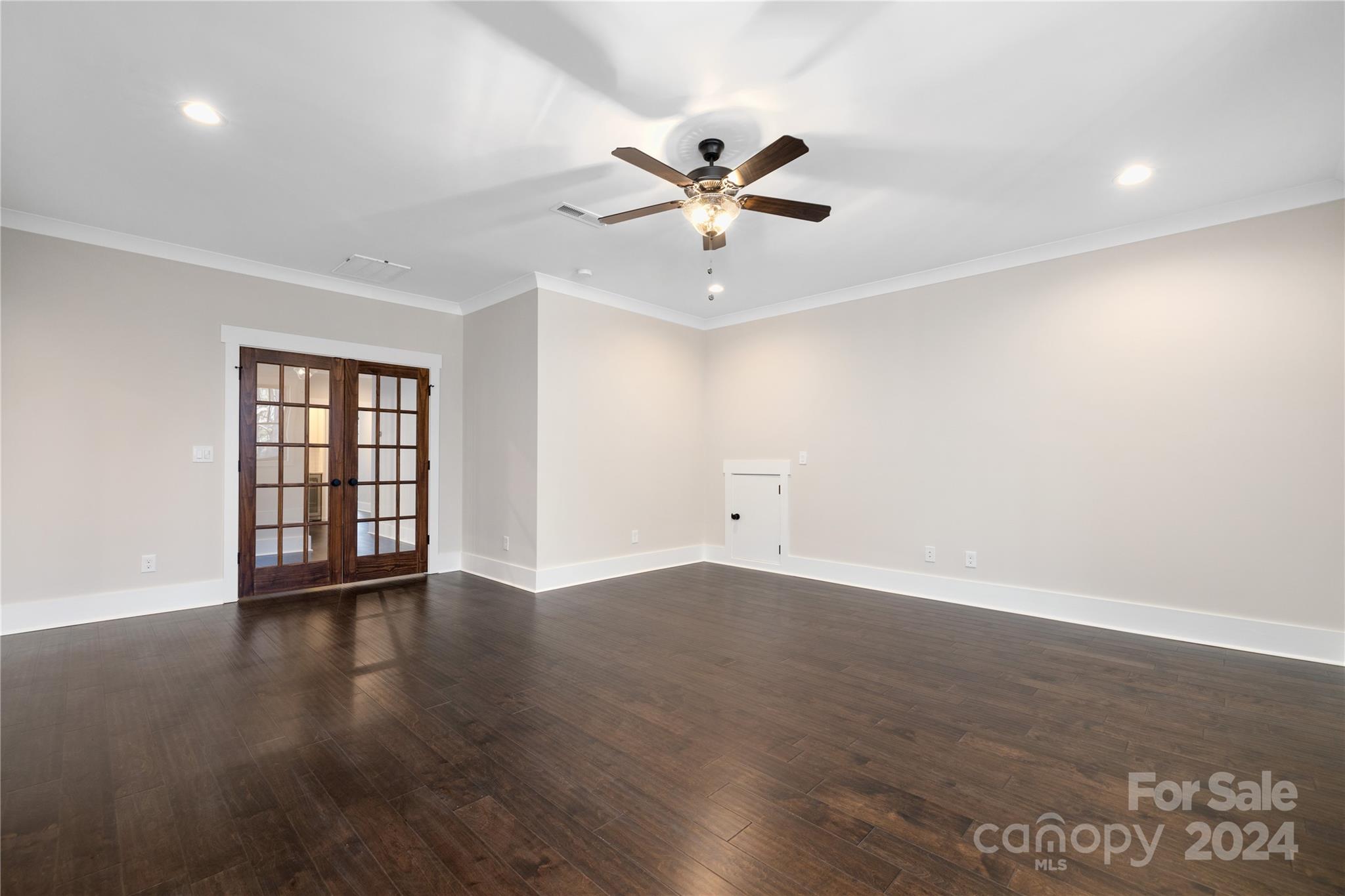 8203 Fairview Road Charlotte, NC 28211 - Photo 28 of 40 Gallery Image 28