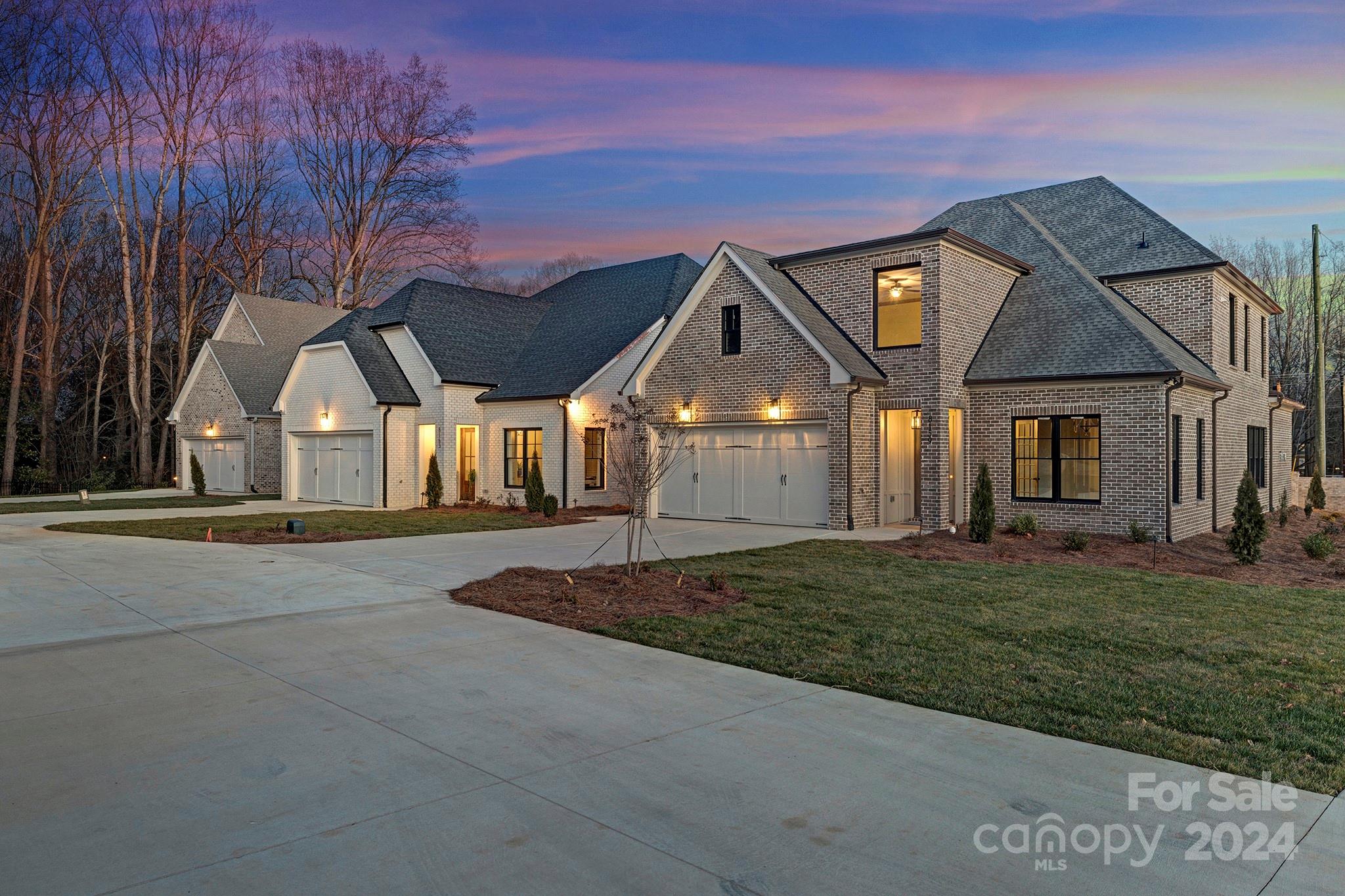 8203 Fairview Road Charlotte, NC 28211 - Photo 4 of 40 Gallery Image 4