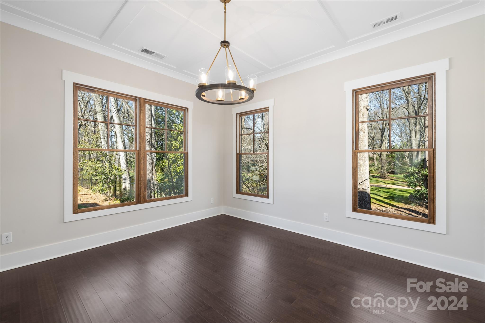 8203 Fairview Road Charlotte, NC 28211 - Photo 7 of 40 Gallery Image 7