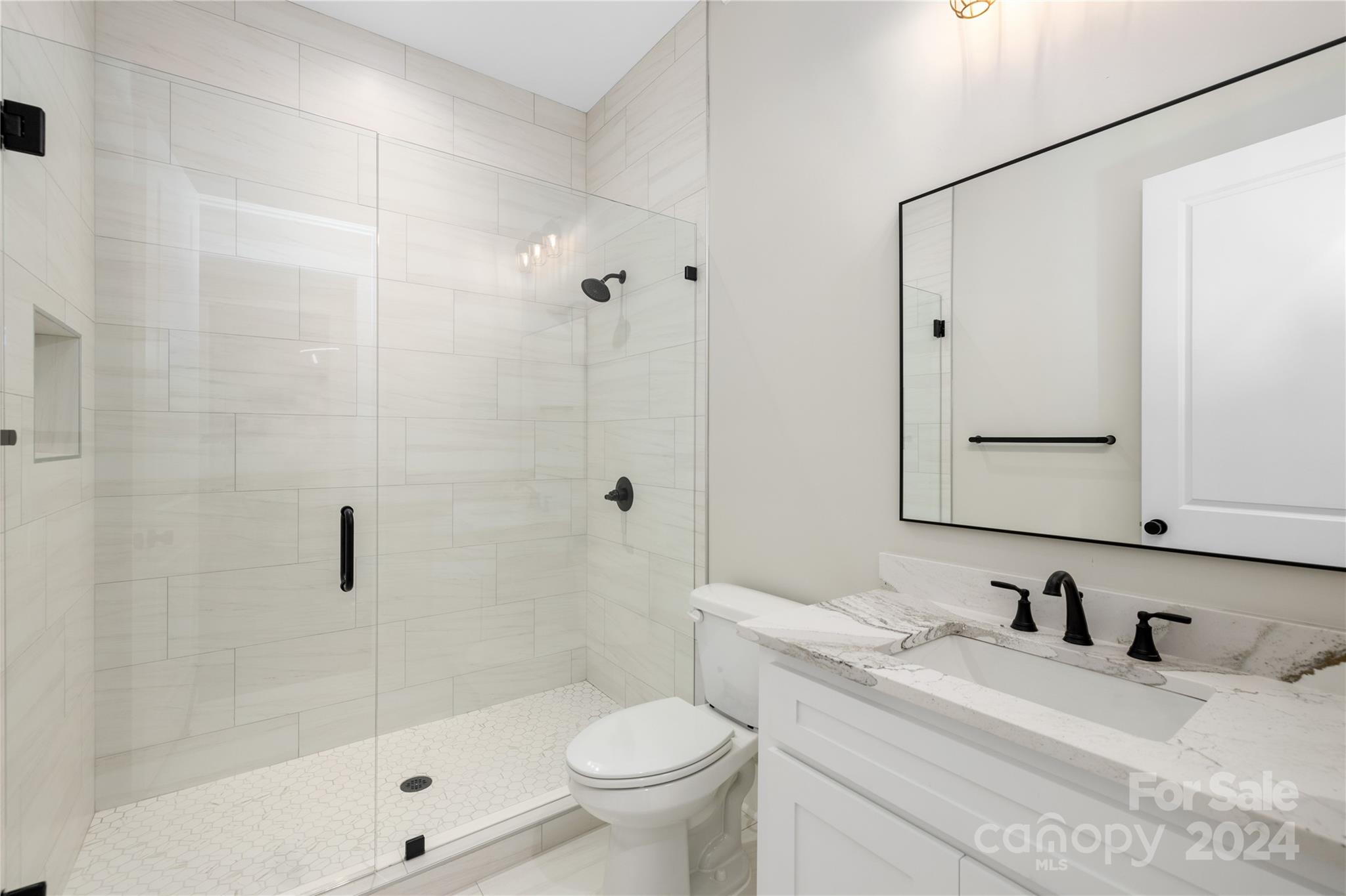 8203 Fairview Road Charlotte, NC 28211 - Photo 8 of 40 Gallery Image 8