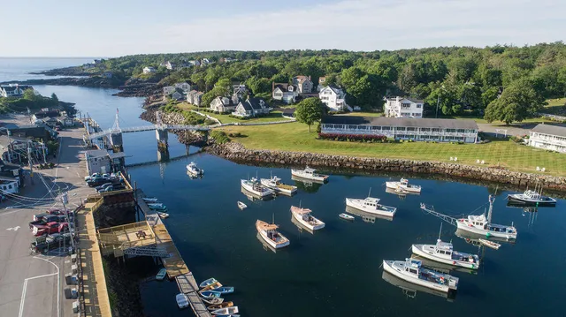 $525,000 | 119 Pine Hill Road, York, ME 03902