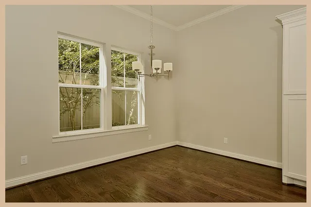 $3,900 | 215 Willow Street, Shenandoah, TX 77384