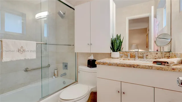 $995,000 | 8955 Southwest 85th Terrace, Miami, FL 33173