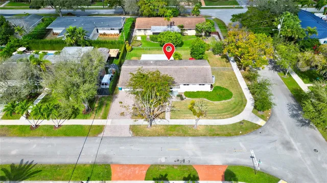 $995,000 | 8955 Southwest 85th Terrace, Miami, FL 33173